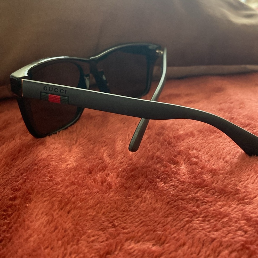 GUCCI SUNGLASSES GG008S - Picture 8 of 13